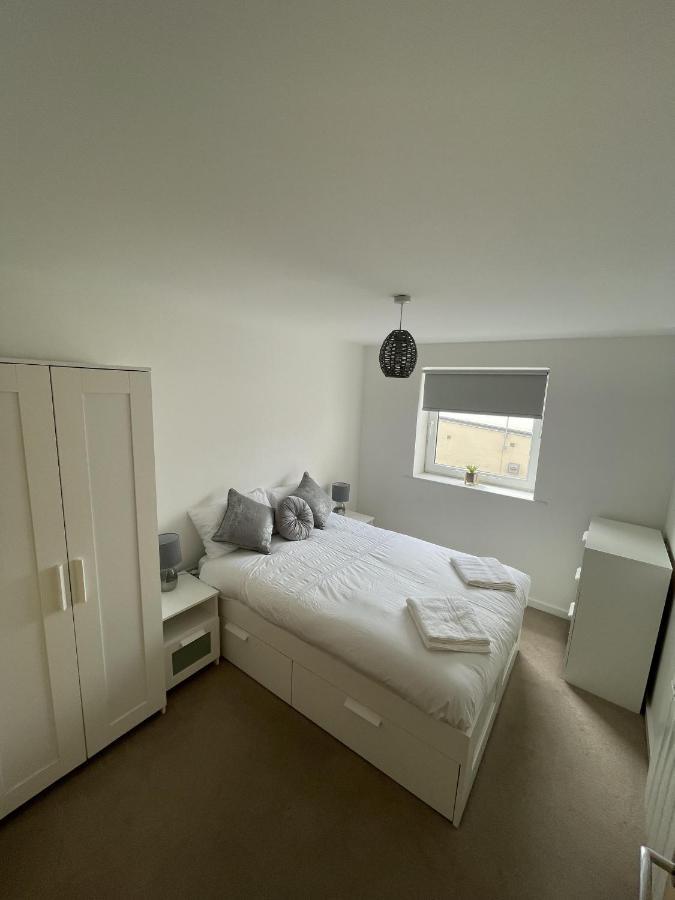 Modern 2-Bed Apartment In The Heart Of Salford Quays Exteriér fotografie